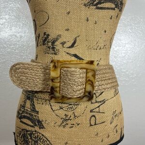 VENUS Beige Woven Belt with Marbled Buckle